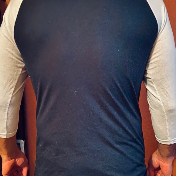 ๐งจPuerto Rico Athletic Thin Longsleeve Shirt (SEND ANY OFFERโผ๏ธ) ๐งจ - Picture 3 of 6